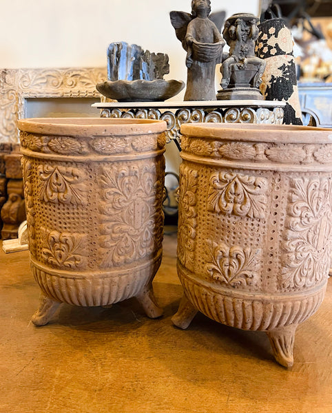 Terra Cotta Pot with Feet