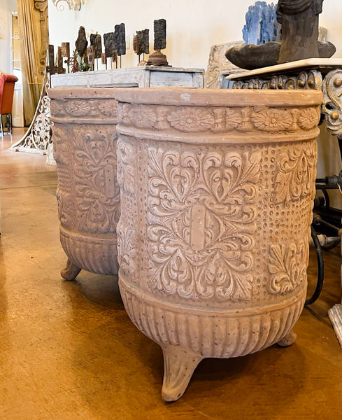 Terra Cotta Pot with Feet